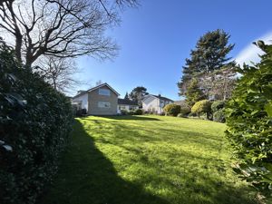 Photo 35- click for photo gallery